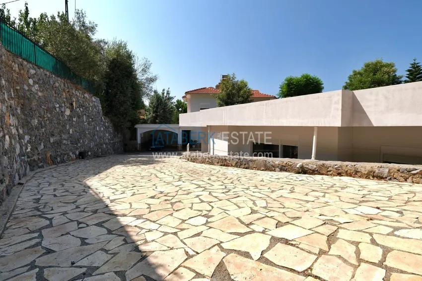 Gorgeous private villa with panoramic views and guest bungalow in Kestel, Alanya 22
