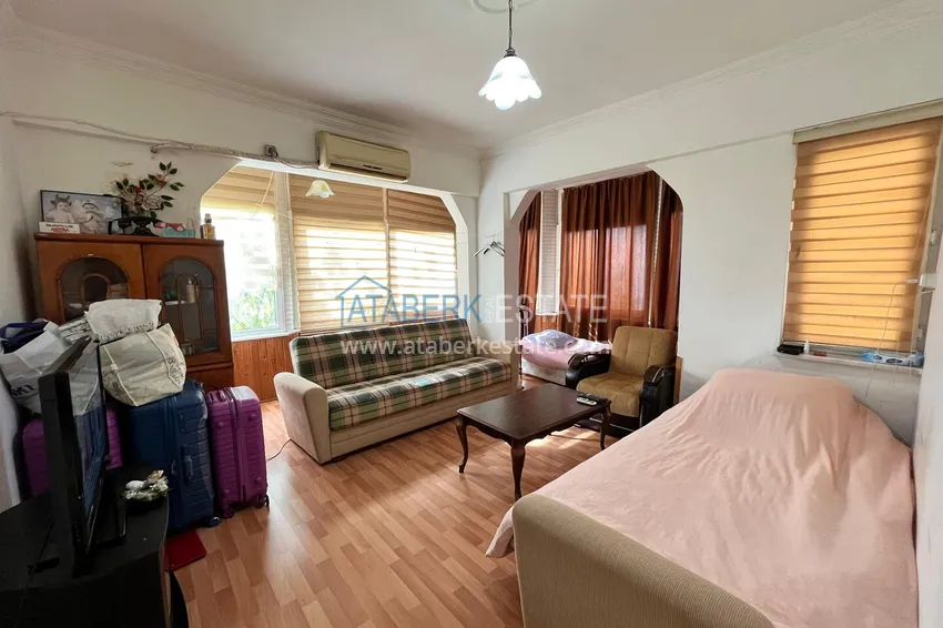 Purchase 1+1 apartment with furniture and a separate kitchen 250 meters from the sea — Alanya, Oba district 5