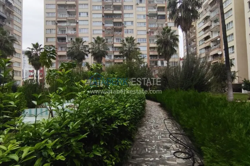 URGENT SALE: Fully renovated two-bedroom apartment in Menderes area, Mezitli 6