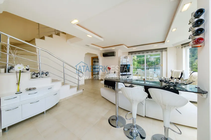 Purchase Spacious furnished duplex with views in the prestigious area of Alanya - Bektash 6