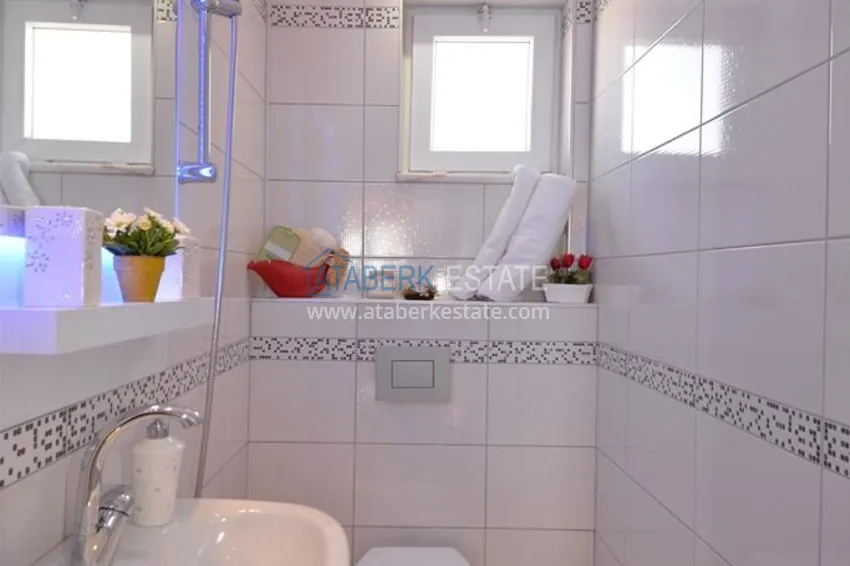 Kupuj Dwupoziomowy penthouse w rejonie Kestel, umeblowany - pierwsza linia brzegowa 16 