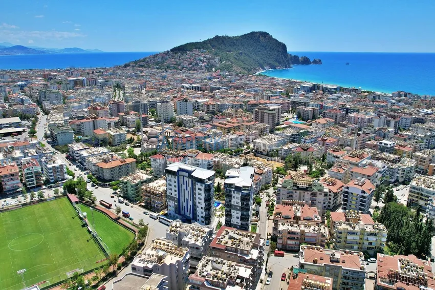 Profitable turnkey apartment in the center of Alanya at a bargain price 1 