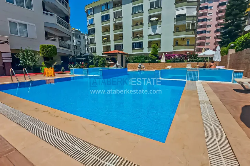 Duplex penthouse with original interior design and sea view — Mahmutlar district, Alanya 4 