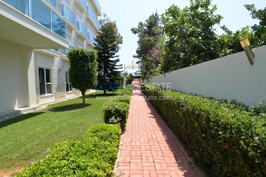 Dwupoziomowy penthouse w rejonie Kestel, umeblowany - pierwsza linia brzegowa 6 