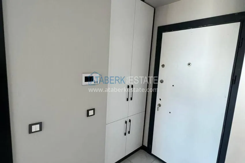 Purchase Turnkey one-bedroom apartment with sea view in a modern complex — Mersin, Kargypinari 1 