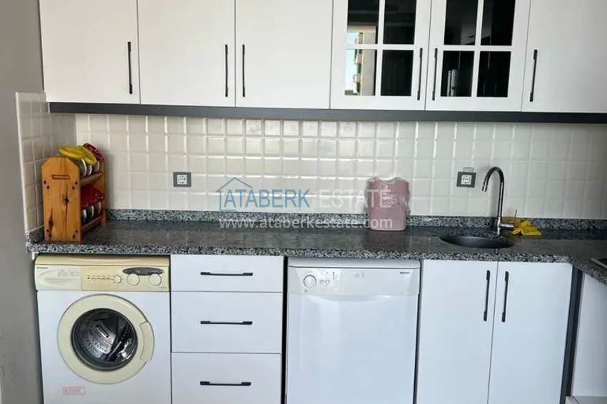 Purchase Turnkey one-bedroom apartment with sea view in a modern complex — Mersin, Kargypinari 5 