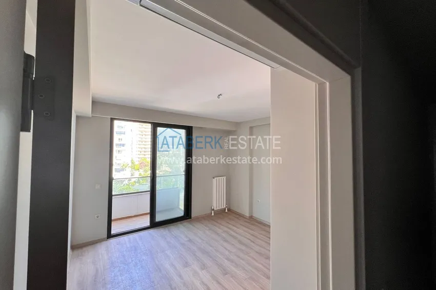 Purchase Spacious linear 4+1 apartment in a new residential complex, Yenisehir district - Mersin 10 