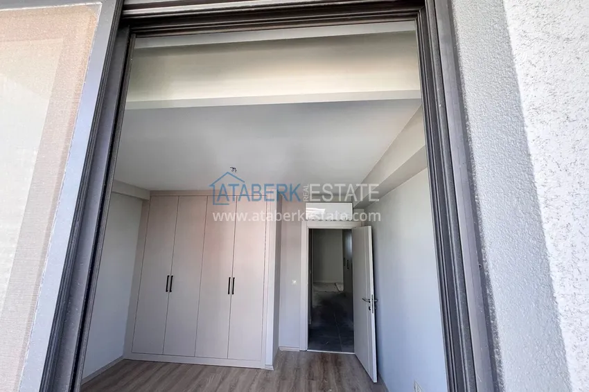 Purchase Spacious linear 4+1 apartment in a new residential complex, Yenisehir district - Mersin 11 
