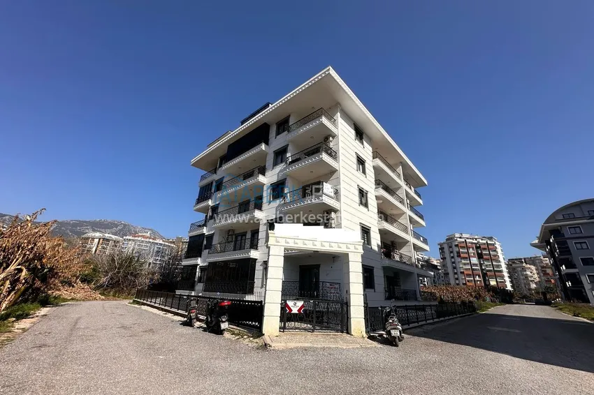 Apartament z 1 sypialnią w Mahmutlar z nowymi nowoczesnymi meblami 1 