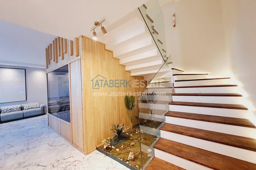 Purchase Luxury real estate! Villas in Alanya — Incekum district. Suitable for citizenship 20
