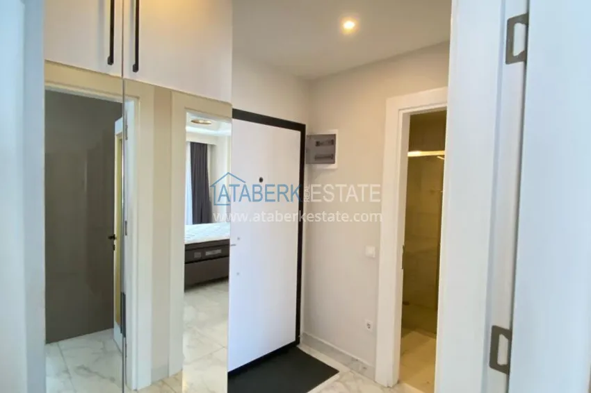 Purchase 1+1 furnished apartment for rent in a luxury residence near Incekum beach, Avsallar district — Alanya D43 2 