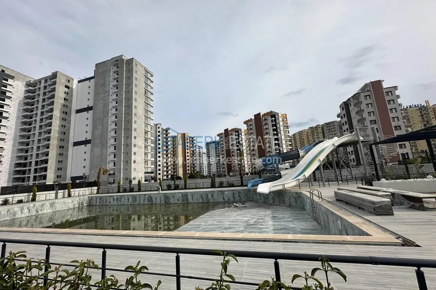 Finished one-bedroom apartments in a new complex with infrastructure — Tomyuk, Mersin 2