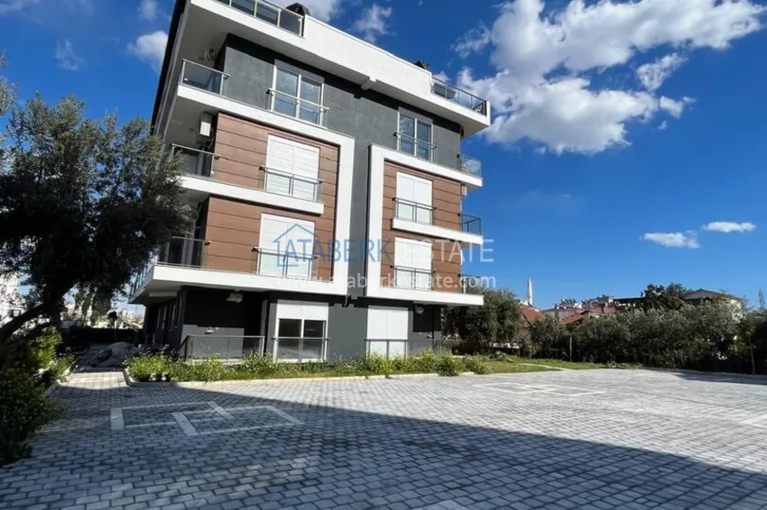Urgent sale! Two-bedroom apartment at a bargain price in Antalya, Kepez district 5