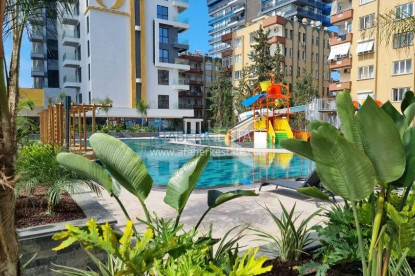 Beachfront apartment with direct sea view in Alanya, Mahmutlar district 8