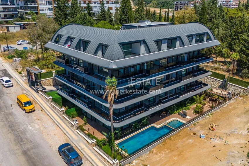 Penthouse 1+1 with a fine finish in an elite complex — the center of Alanya, Buyuk Hasbahce district 4 