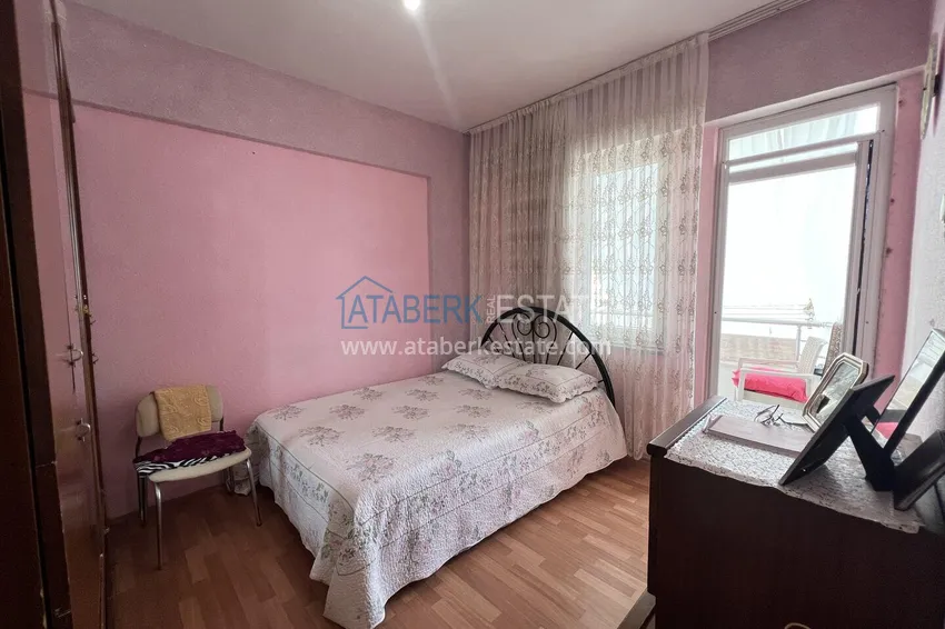 Purchase 2+1 apartment in the center of Alanya is only 300 meters from the sea. The property is suitable for citizenship 10