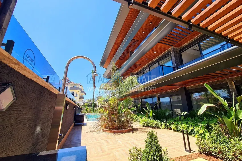 Penthouse 1+1 with a fine finish in an elite complex — the center of Alanya, Buyuk Hasbahce district 15 