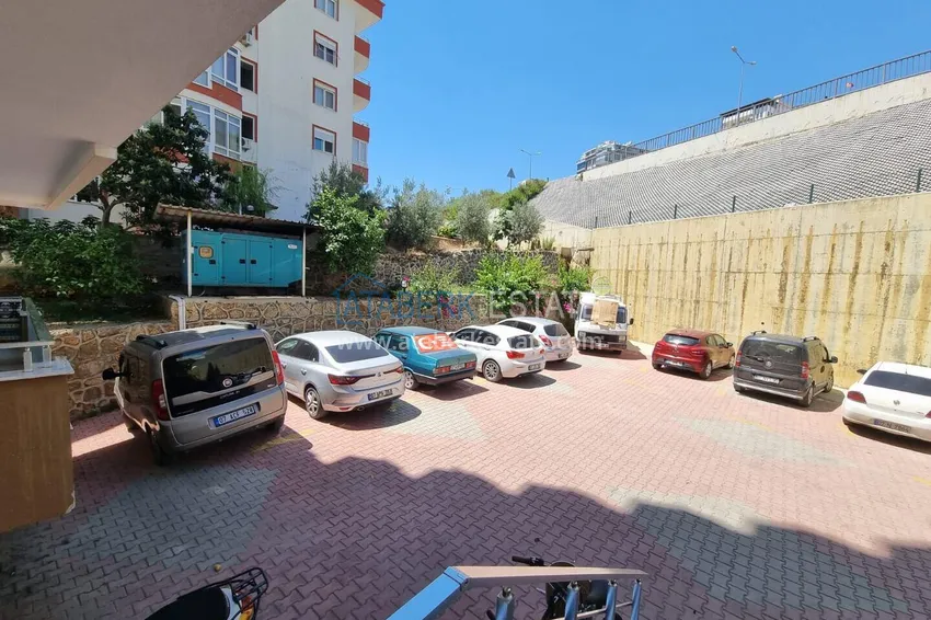 Apartament 2+1 w Alanya, dzielnica Cikcilli w komfortowym kompleksie 12 