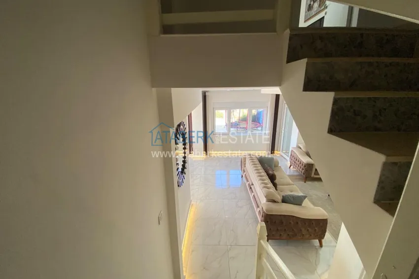 Purchase 3+1 two-storey private house with pool and fully furnished in Kargicak 12 