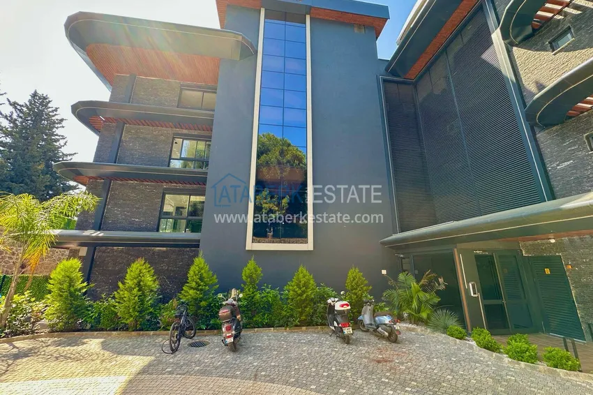 One-bedroom apartment with a turnkey finish in Alanya 14