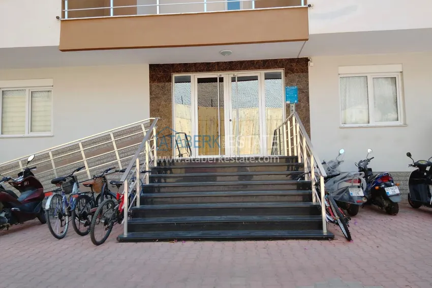 Apartament 2+1 w Alanya, dzielnica Cikcilli w komfortowym kompleksie 15 