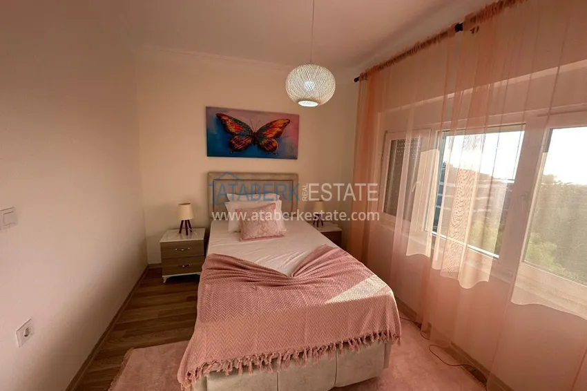 Purchase 3+1 two-storey private house with pool and fully furnished in Kargicak 19 