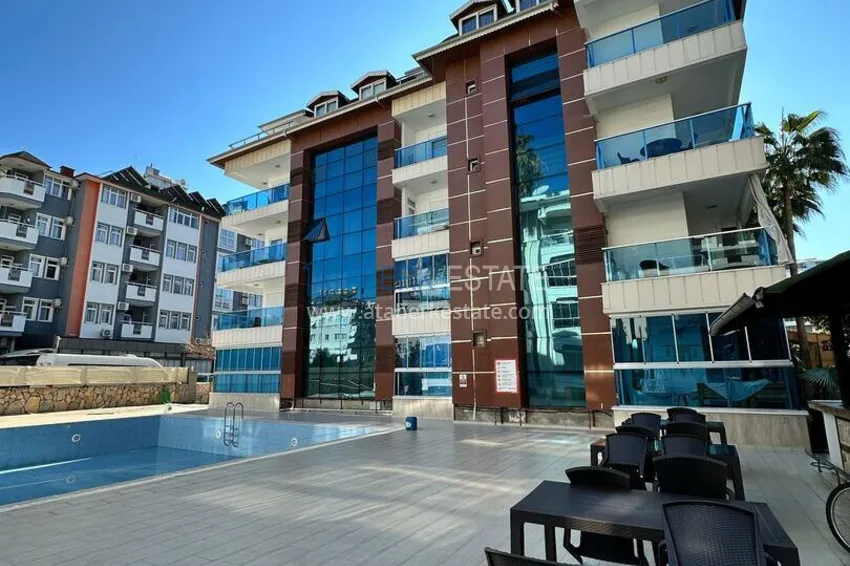 Umeblowany dwupoziomowy penthouse w centrum Alanyi - Plaża Kleopatra 1 