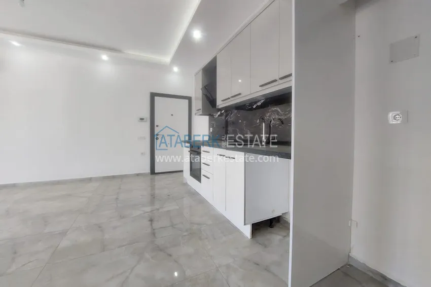 Kupuj Przytulny apartament 1+1 w centrum Mahmutlar, zaledwie 550 metrów od morza 9 