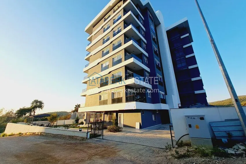2+1 apartment in Alanya, Avsallar district - fine finish, sea and mountain views 2