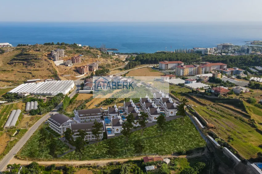 A new architectural masterpiece on the coast of Alanya, Turkler district — an investment project with villas and apartments 2 