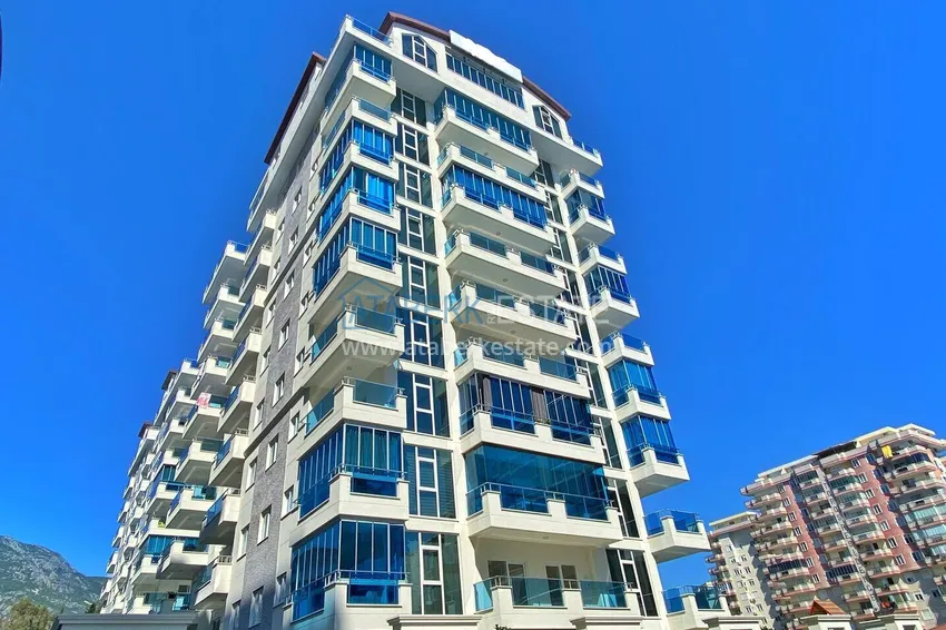 Apartamenty pod klucz w prestiżowym kompleksie nad morzem — Alanya, dzielnica Mahmutlar 2 