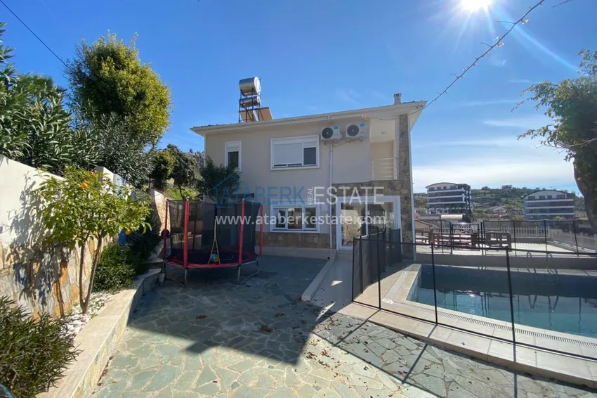 3+1 two-storey private house with pool and fully furnished in Kargicak 4 