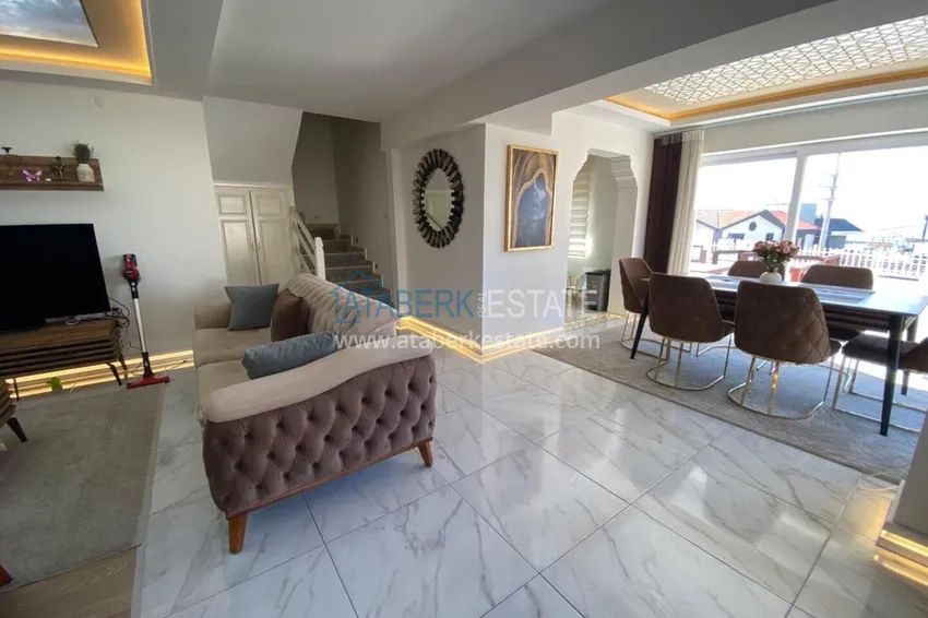Purchase 3+1 two-storey private house with pool and fully furnished in Kargicak 4 