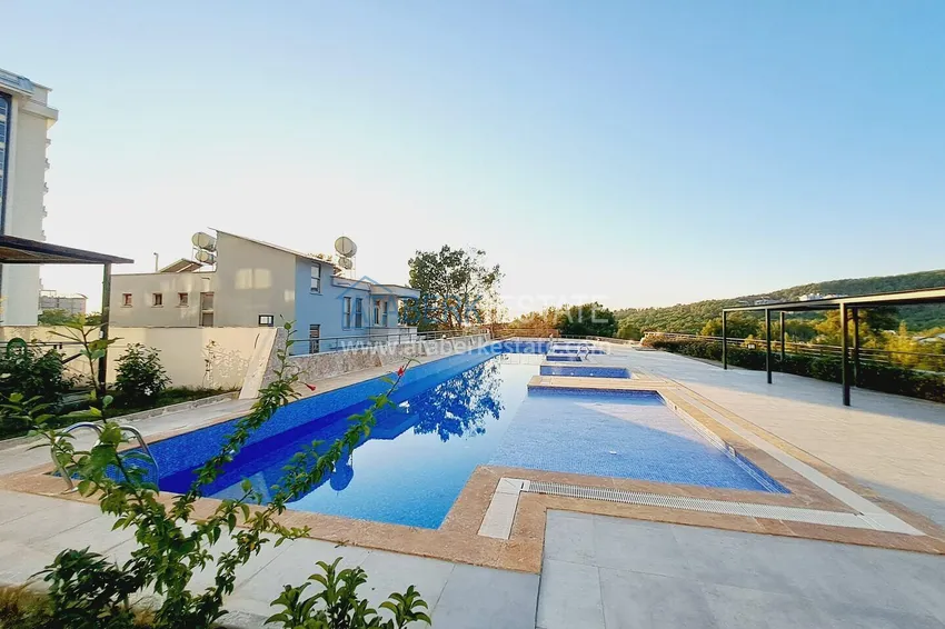 2+1 apartment in Alanya, Avsallar district - fine finish, sea and mountain views 4