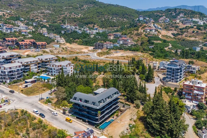 Penthouse 1+1 with a fine finish in an elite complex — the center of Alanya, Buyuk Hasbahce district 3 