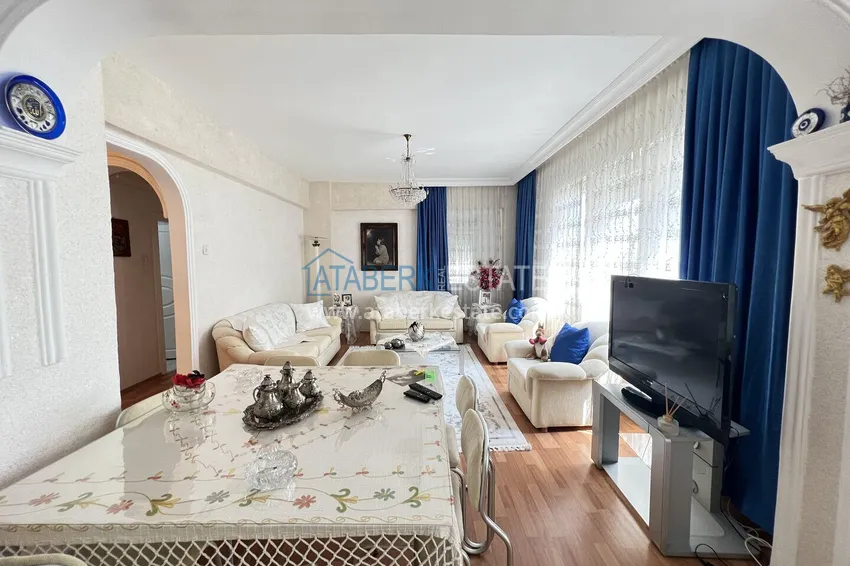 Purchase 2+1 apartment in the center of Alanya is only 300 meters from the sea. The property is suitable for citizenship 6