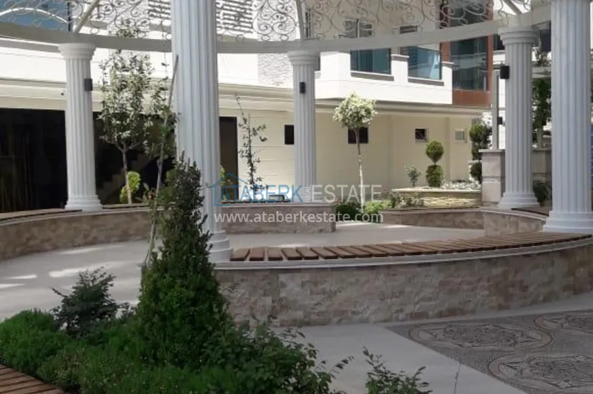 Two-bedroom apartment from the owner in the Mahmutlar district - individual interior and high-quality finishes 7