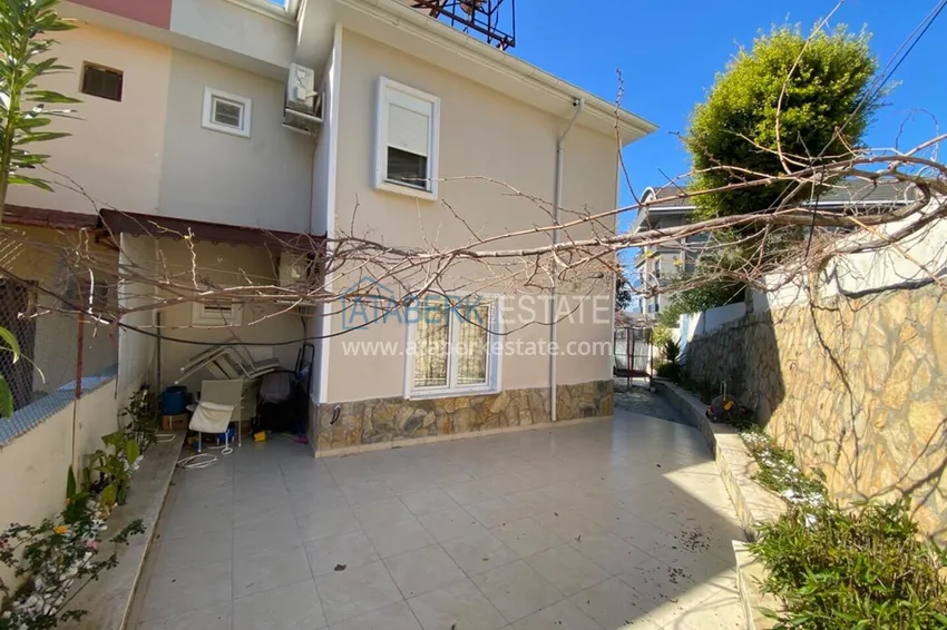 3+1 two-storey private house with pool and fully furnished in Kargicak 7 