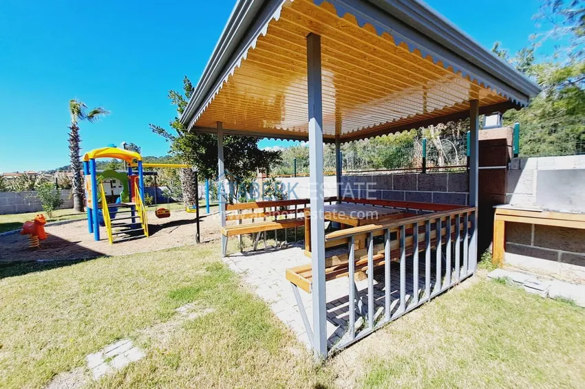Furnished 2+1 apartment 250 meters from the sea — Alanya, Incekum district 12
