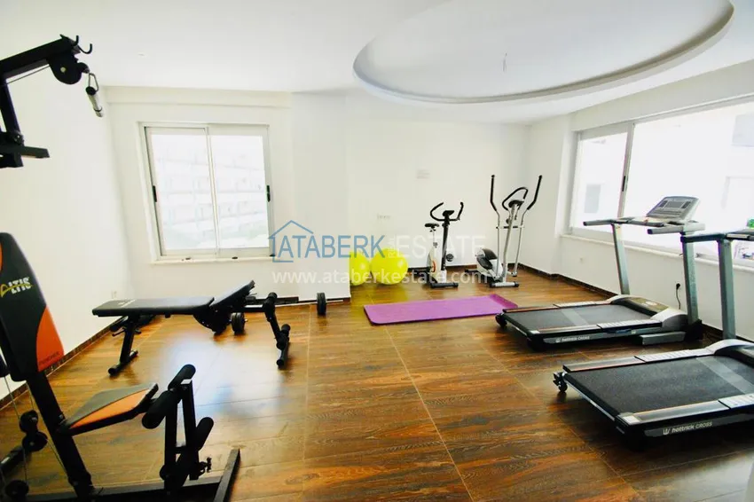 1+1 apartment with furniture and sea view in the center of Alanya - Cleopatra beach area 12