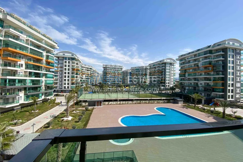 Kupuj Apartament pod klucz 1+1 z przeszklonym balkonem w kompleksie z prywatną plażą — Avsallar, Alanya 21