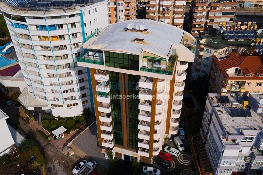 1+1 apartment with furniture and sea view in the center of Alanya - Cleopatra beach area 2