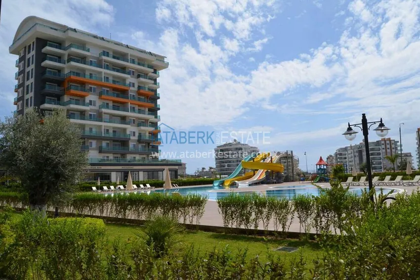 Apartament pod klucz 1+1 z przeszklonym balkonem w kompleksie z prywatną plażą — Avsallar, Alanya 3