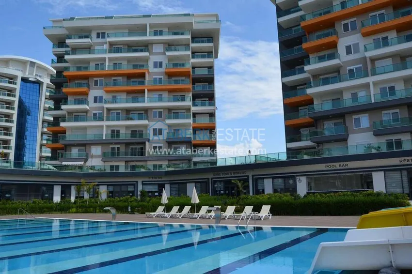 Apartament pod klucz 1+1 z przeszklonym balkonem w kompleksie z prywatną plażą — Avsallar, Alanya 4