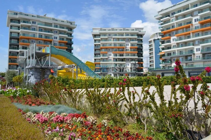 Apartament pod klucz 1+1 z przeszklonym balkonem w kompleksie z prywatną plażą — Avsallar, Alanya 5