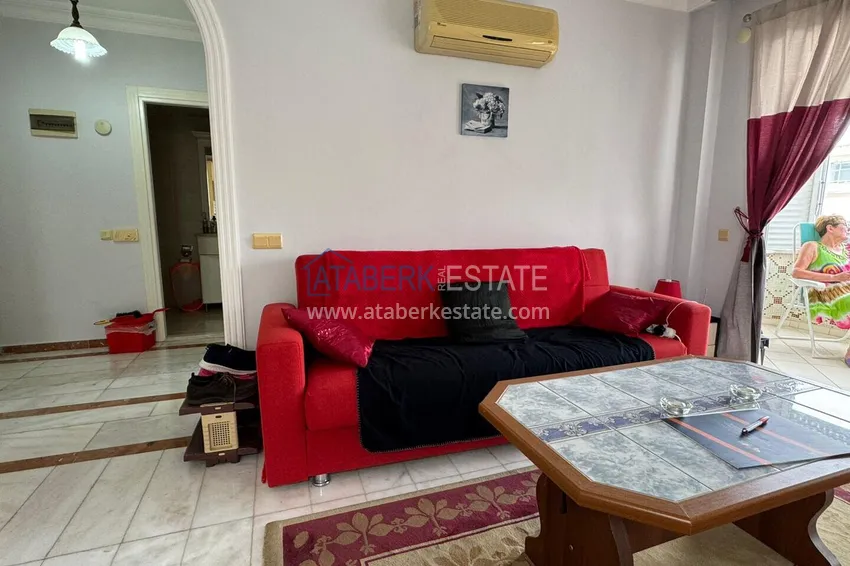 Kupuj Umeblowane mieszkanie 1+1 odpowiednie na zezwolenie na pobyt — Alanya, dzielnica Oba, 300 metrów od morza 4