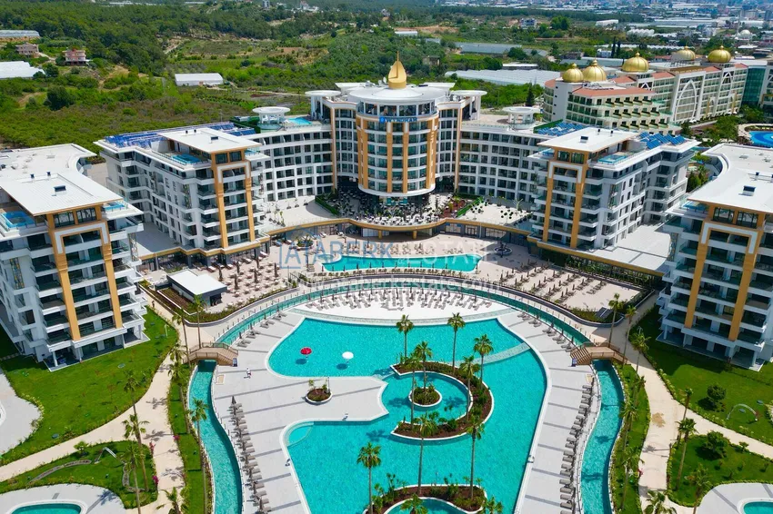 Finely finished three-room apartments in a luxury complex by the sea - Alanya, Turkler district 5