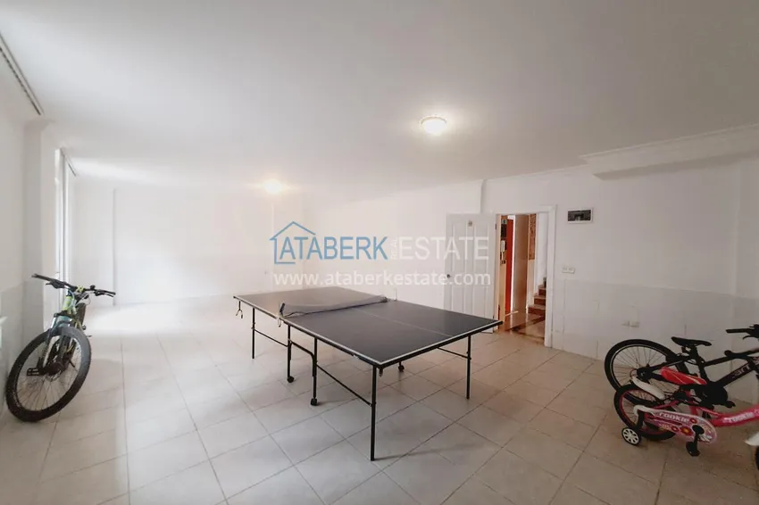 Apartment 2+1 with furniture and glazed balconies - from the owner, Mahmutlar center, 300 m to the sea 6 