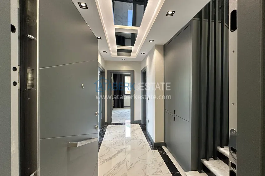 Purchase Luxurious penthouse duplex with panoramic views in a prestigious complex — Tepe, Alanya Center 1