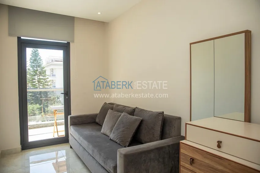 Kupuj Umeblowany apartament 2+1 w komfortowym kompleksie - centrum Alanyi, plaża Kleopatra 8